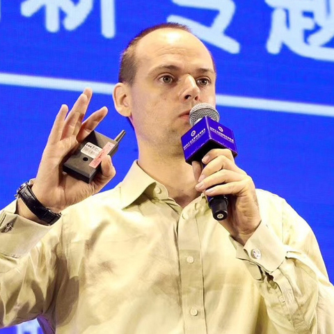 Crescent Apex 创始人，EXIN VeriSM 授权讲师施文瑞